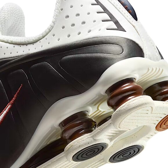 Nike New Women's Shox R4 Shoes Size 8 - Picture 6 of 8